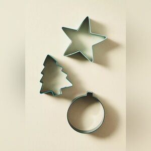 NWOT Anthropologie Tree Decorating Cookie Cutter Set